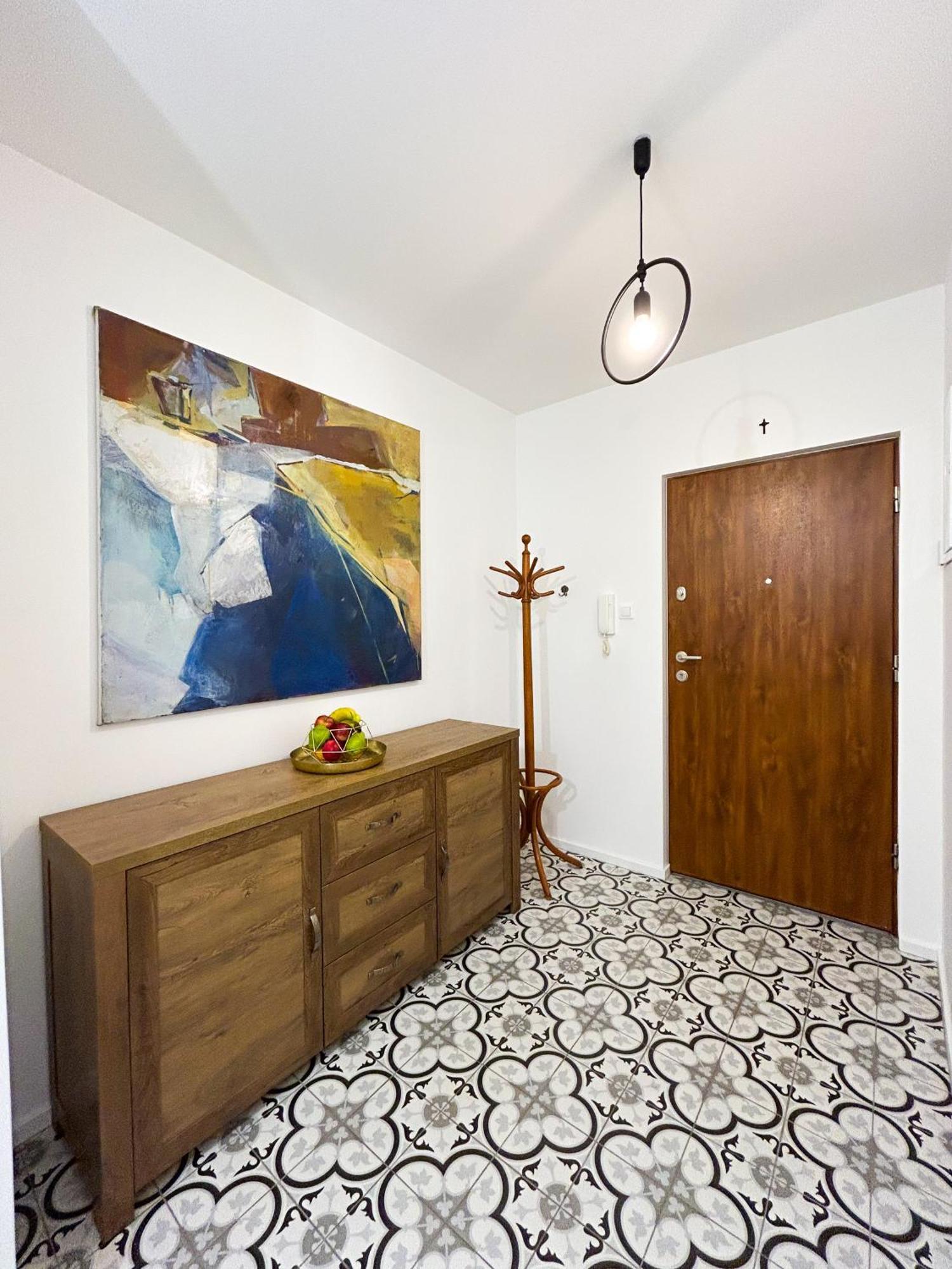 Lumina Cozy Apartment Platinum Tower