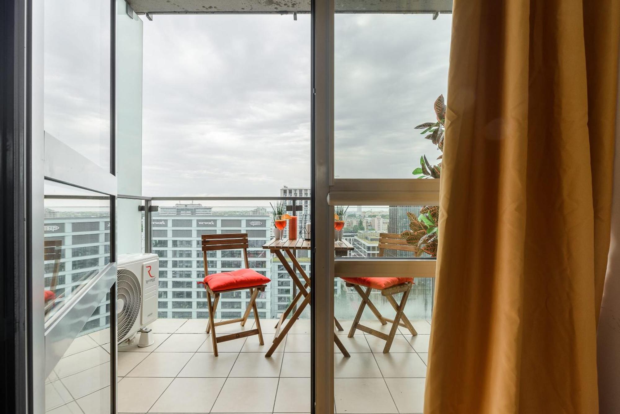 Apartamento Lumina Cozy Apartment Platinum Tower Varsovia
